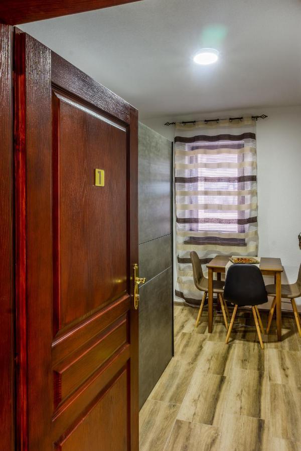 Clarina All Seasons Rooms & Apartments Kruševo 外观 照片