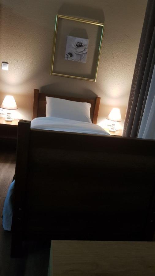 Clarina All Seasons Rooms & Apartments Kruševo 外观 照片