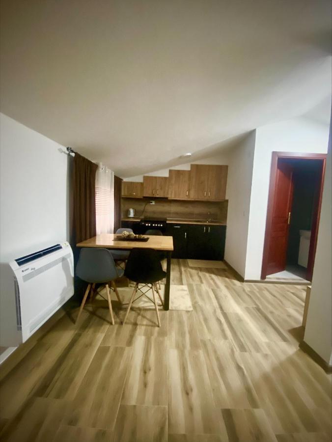 Clarina All Seasons Rooms & Apartments Kruševo 外观 照片